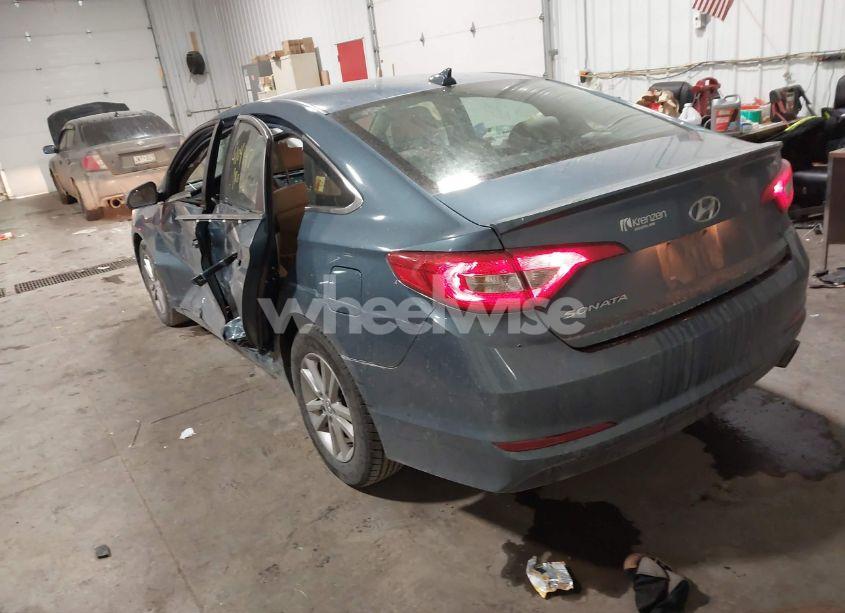 Photo 3 of 2016 Hyundai Sonata SE (VIN 5NPE24AF2GH369756)