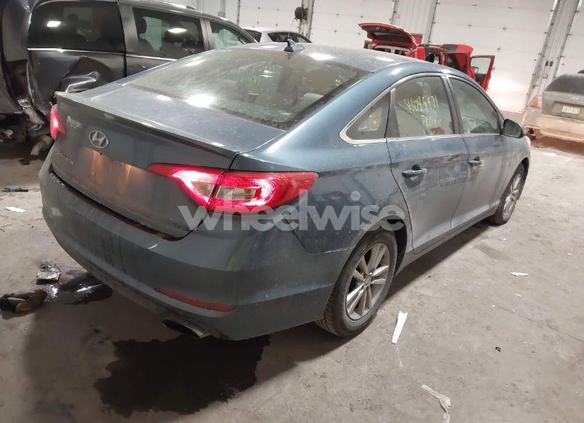 Photo 4 of 2016 Hyundai Sonata SE (VIN 5NPE24AF2GH369756)