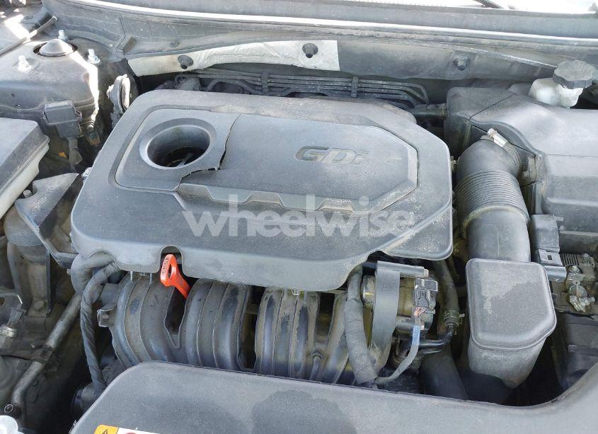 Photo 10 of 2016 Hyundai Sonata SE (VIN 5NPE24AF2GH379283)