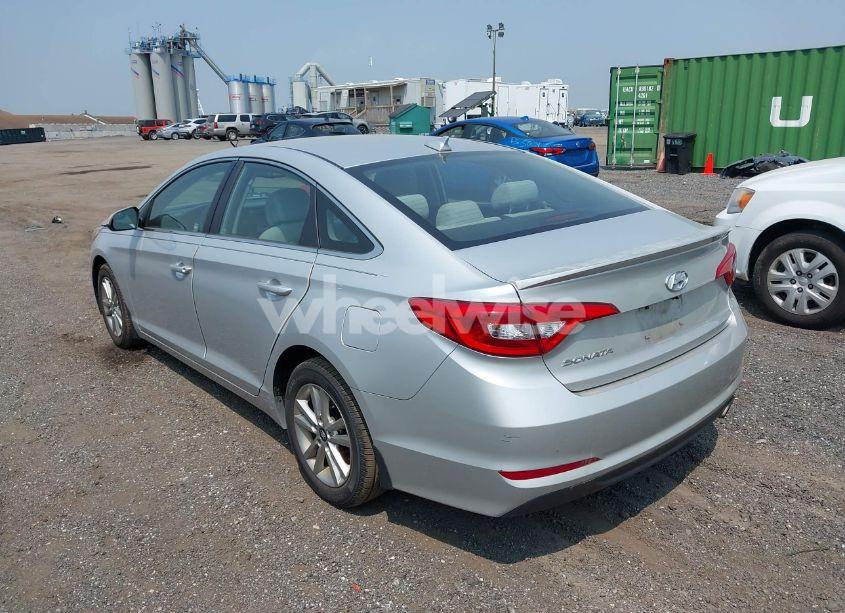 Photo 3 of 2016 Hyundai Sonata SE (VIN 5NPE24AF2GH383155)