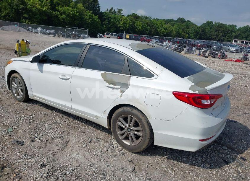 Photo 3 of 2016 Hyundai Sonata SE (VIN 5NPE24AF2GH384161)