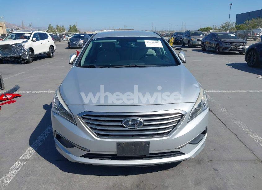 Photo 13 of 2016 Hyundai Sonata SE (VIN 5NPE24AF2GH386525)