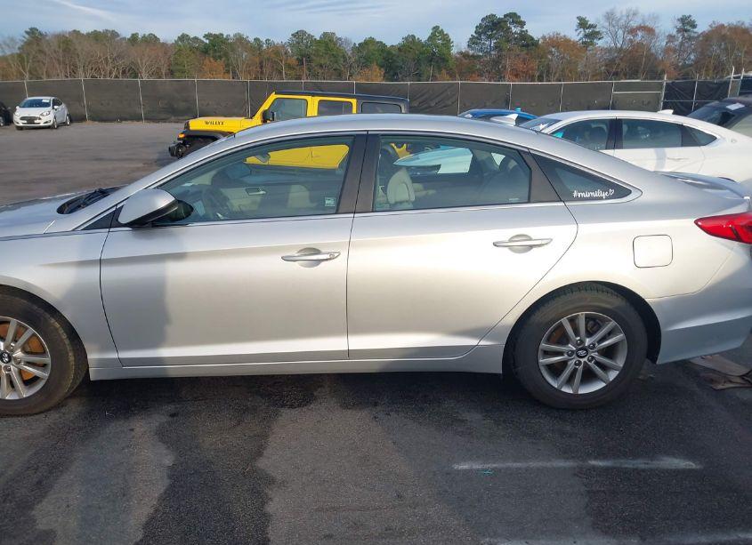 Photo 14 of 2016 Hyundai Sonata SE (VIN 5NPE24AF2GH386931)