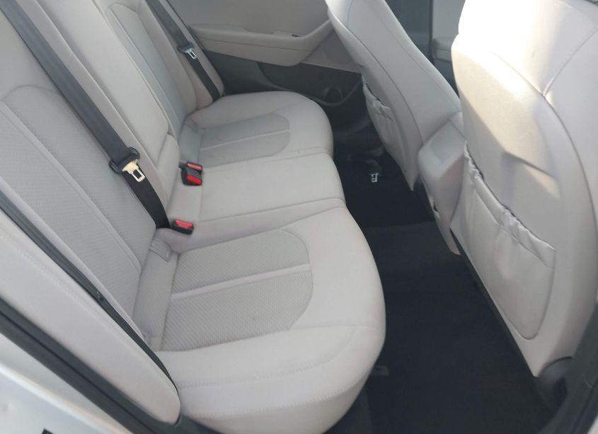 Photo 8 of 2016 Hyundai Sonata SE (VIN 5NPE24AF2GH386931)