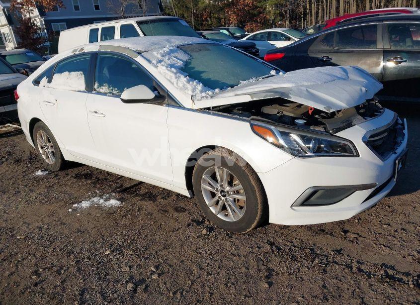 2016 Hyundai Sonata (VIN 5NPE24AF2GH395242) main photo