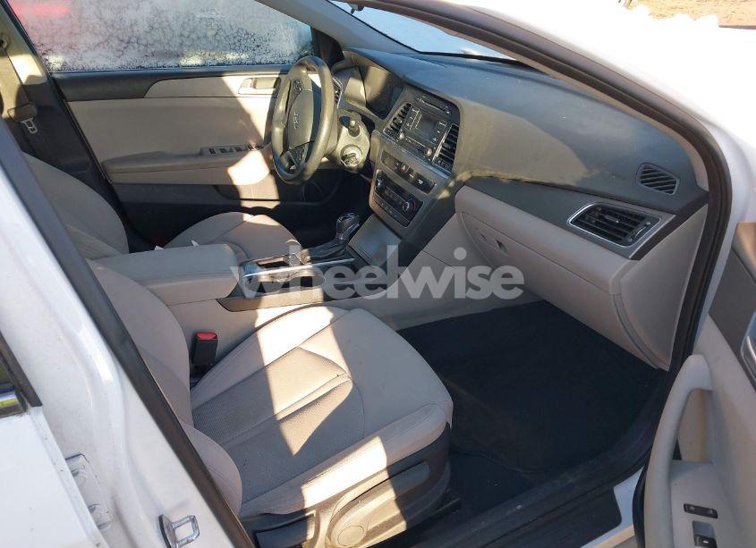 Photo 5 of 2016 Hyundai Sonata (VIN 5NPE24AF2GH395242)