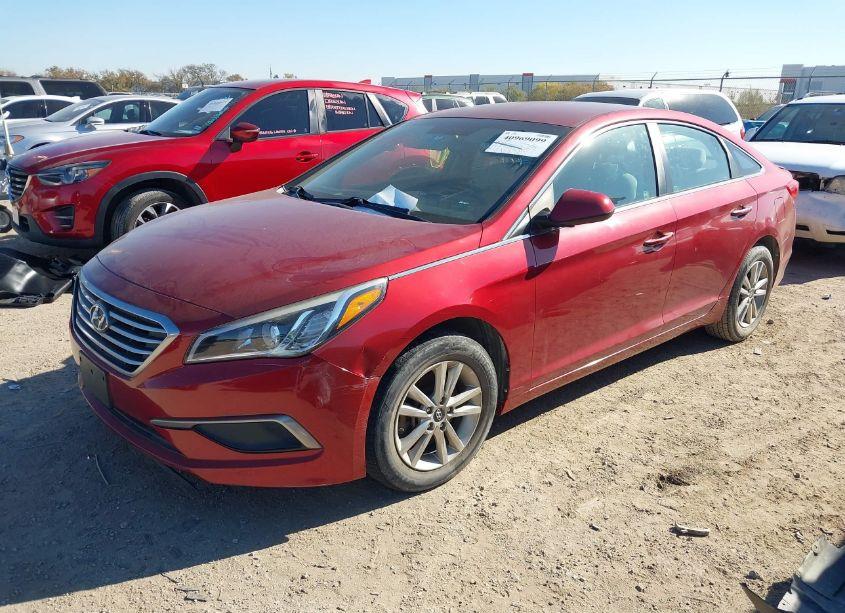 Photo 2 of 2016 Hyundai Sonata (VIN 5NPE24AF2GH395824)