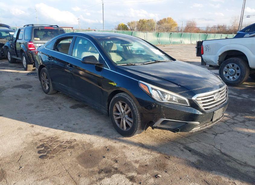 2016 Hyundai Sonata (VIN 5NPE24AF2GH411018) main photo