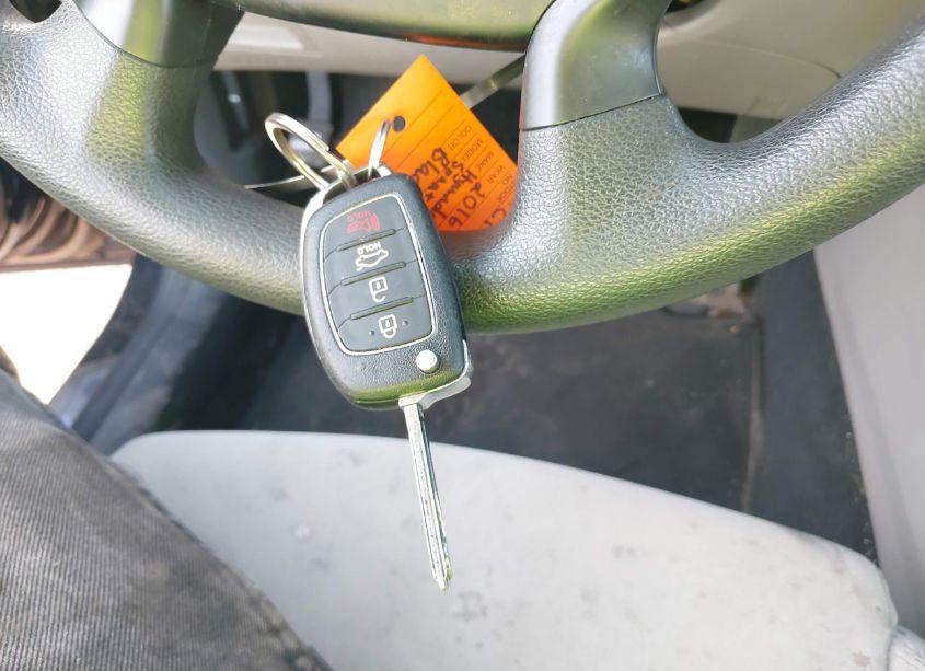 Photo 11 of 2016 Hyundai Sonata (VIN 5NPE24AF2GH411018)