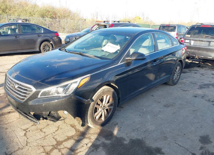 Photo 2 of 2016 Hyundai Sonata (VIN 5NPE24AF2GH411018)