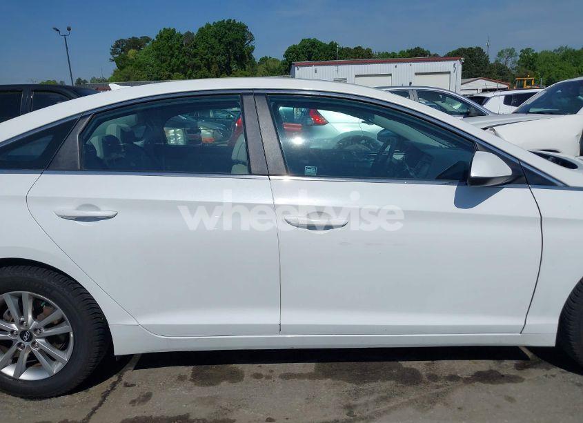 Photo 14 of 2016 Hyundai Sonata SE (VIN 5NPE24AF2GH412055)