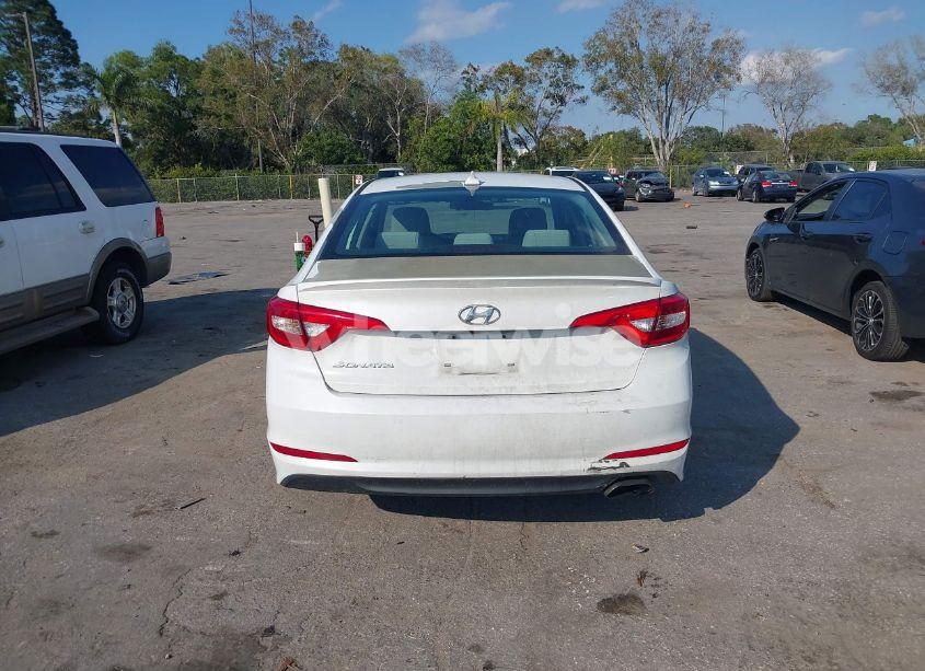Photo 16 of 2016 Hyundai Sonata SE (VIN 5NPE24AF2GH417630)