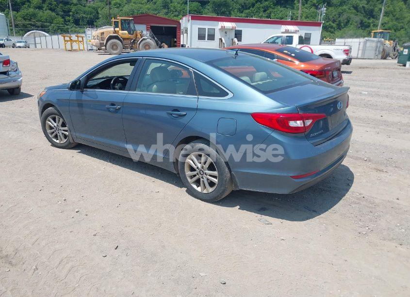Photo 3 of 2016 Hyundai Sonata SE (VIN 5NPE24AF2GH426568)
