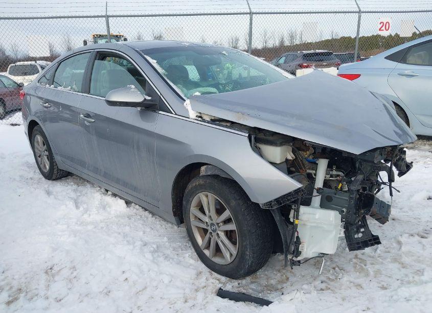 2017 Hyundai Sonata SE (VIN 5NPE24AF2HH455523) main photo