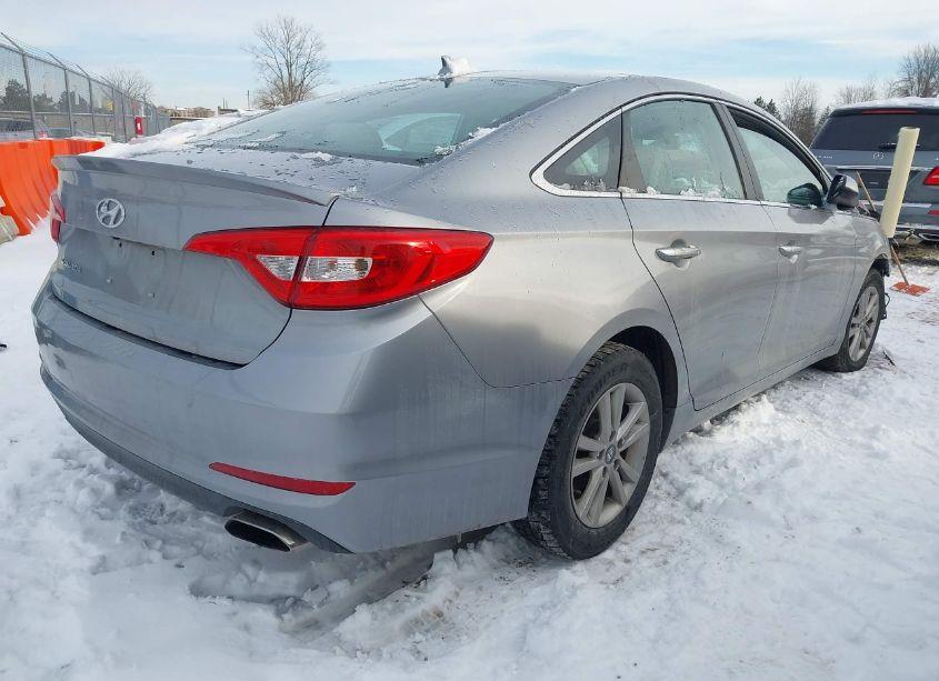 Photo 4 of 2017 Hyundai Sonata SE (VIN 5NPE24AF2HH455523)