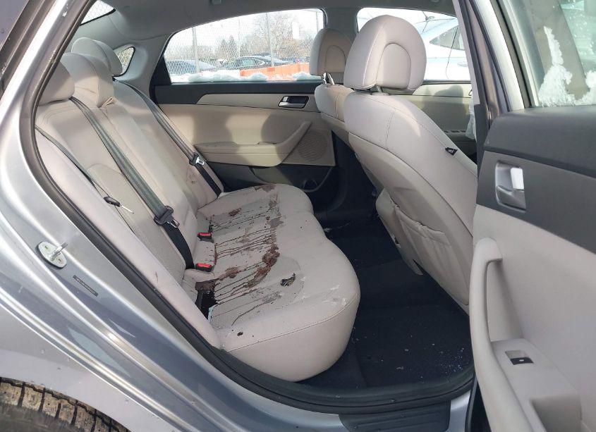 Photo 8 of 2017 Hyundai Sonata SE (VIN 5NPE24AF2HH455523)