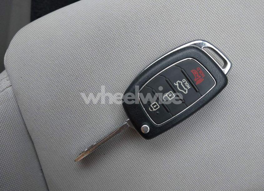 Photo 11 of 2017 Hyundai Sonata SE (VIN 5NPE24AF2HH469423)