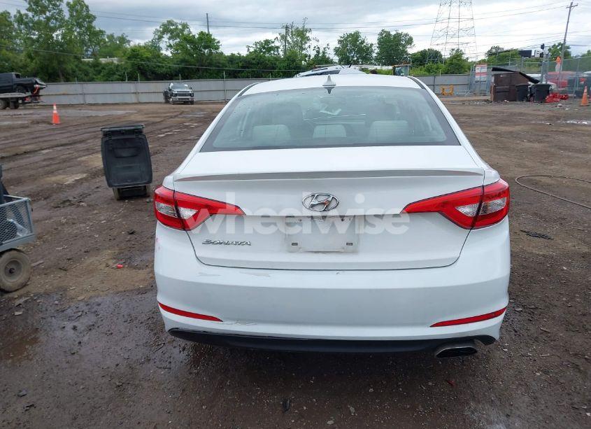 Photo 16 of 2017 Hyundai Sonata SE (VIN 5NPE24AF2HH469423)
