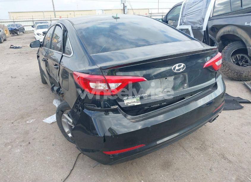Photo 3 of 2017 Hyundai Sonata SE (VIN 5NPE24AF2HH476694)