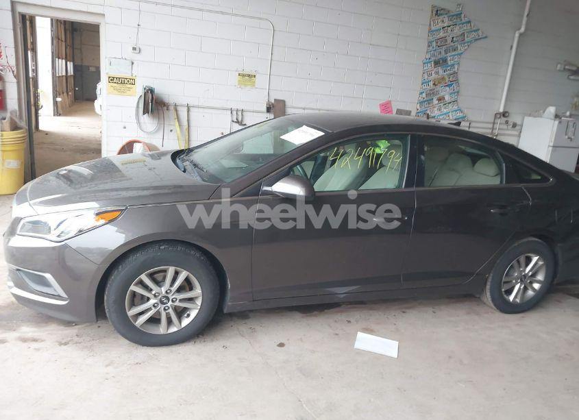 Photo 14 of 2017 Hyundai Sonata (VIN 5NPE24AF2HH484343)