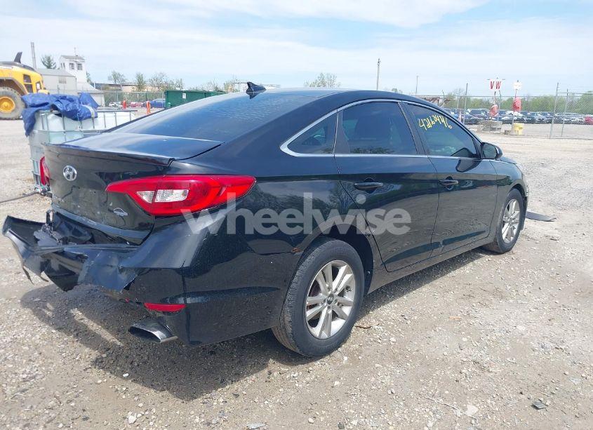 Photo 4 of 2017 Hyundai Sonata SE (VIN 5NPE24AF2HH515381)