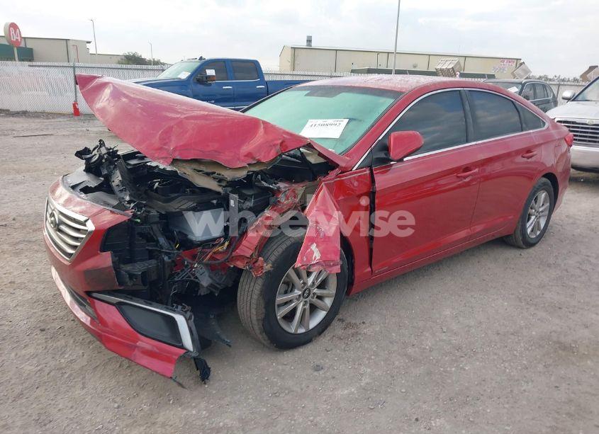 Photo 2 of 2017 Hyundai Sonata SE (VIN 5NPE24AF2HH524100)