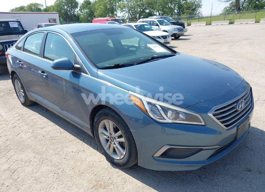 2017 Hyundai Sonata (VIN 5NPE24AF2HH529376) main photo
