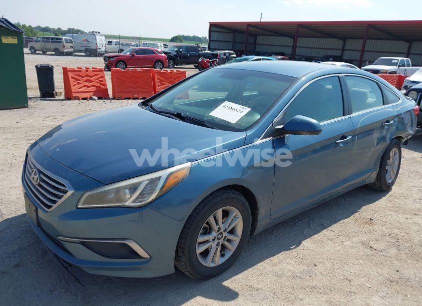 Photo 2 of 2017 Hyundai Sonata (VIN 5NPE24AF2HH529376)
