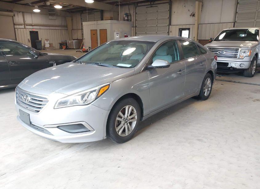 Photo 2 of 2017 Hyundai Sonata (VIN 5NPE24AF2HH547098)