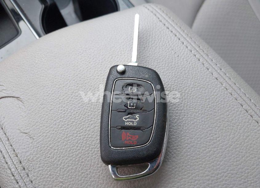 Photo 11 of 2017 Hyundai Sonata SE (VIN 5NPE24AF2HH571997)