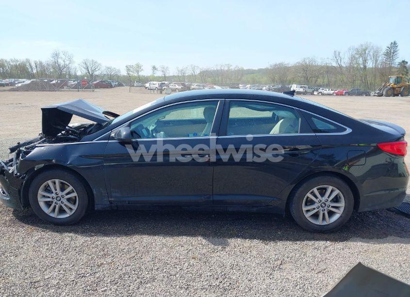 Photo 14 of 2017 Hyundai Sonata SE (VIN 5NPE24AF2HH572583)