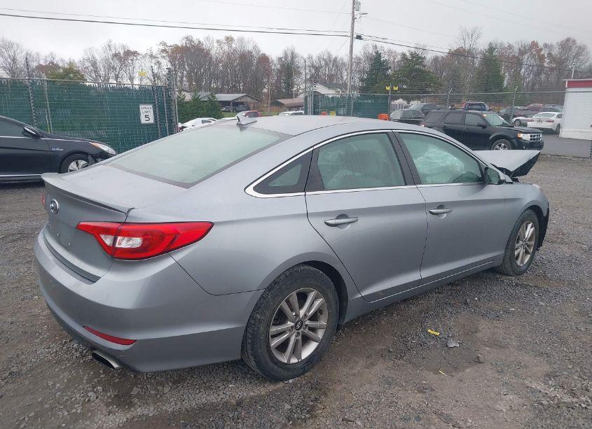 Photo 4 of 2017 Hyundai Sonata (VIN 5NPE24AF2HH581607)