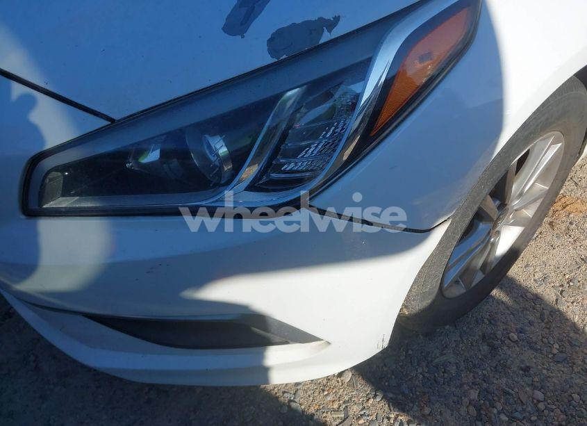 Photo 20 of 2017 Hyundai Sonata SE (VIN 5NPE24AF2HH582160)