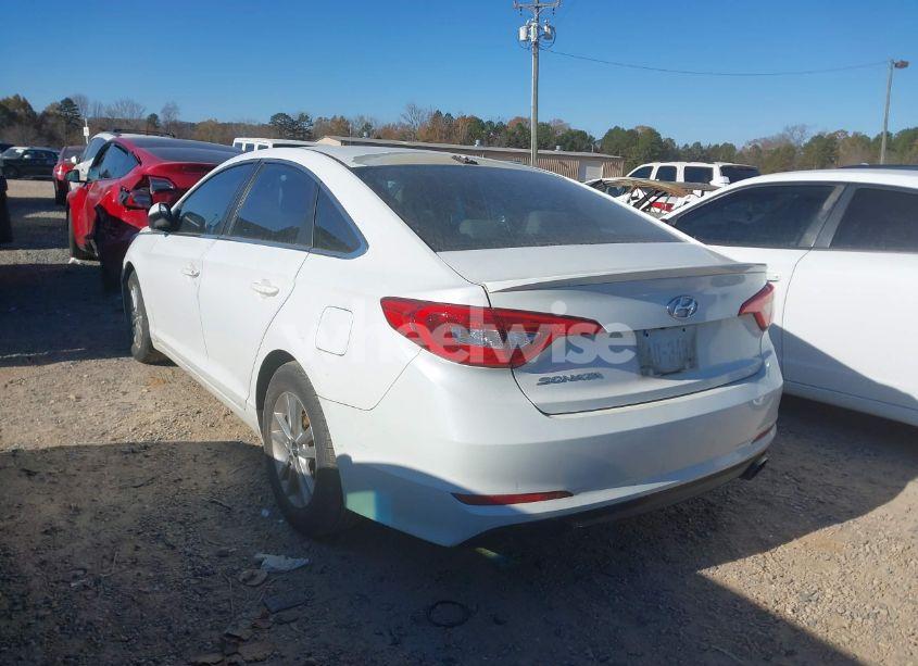Photo 3 of 2017 Hyundai Sonata SE (VIN 5NPE24AF2HH582160)