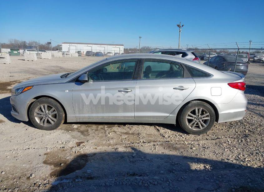 Photo 13 of 2017 Hyundai Sonata (VIN 5NPE24AF2HH588041)