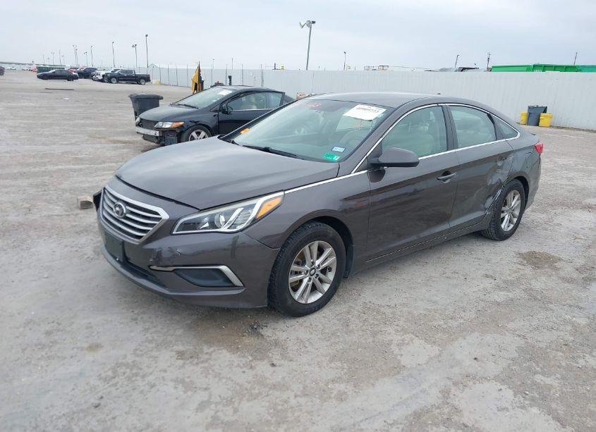 Photo 2 of 2017 Hyundai Sonata (VIN 5NPE24AF2HH595054)