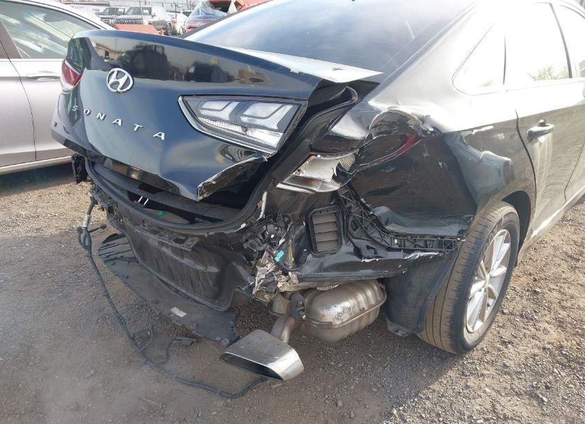 Photo 6 of 2018 Hyundai Sonata SE (VIN 5NPE24AF2JH605572)
