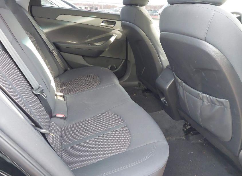 Photo 8 of 2018 Hyundai Sonata SE (VIN 5NPE24AF2JH605572)