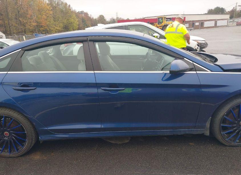 Photo 13 of 2018 Hyundai Sonata SE (VIN 5NPE24AF2JH614627)