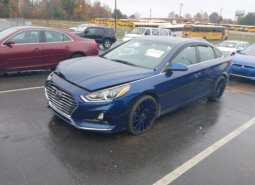 Photo 2 of 2018 Hyundai Sonata SE (VIN 5NPE24AF2JH614627)