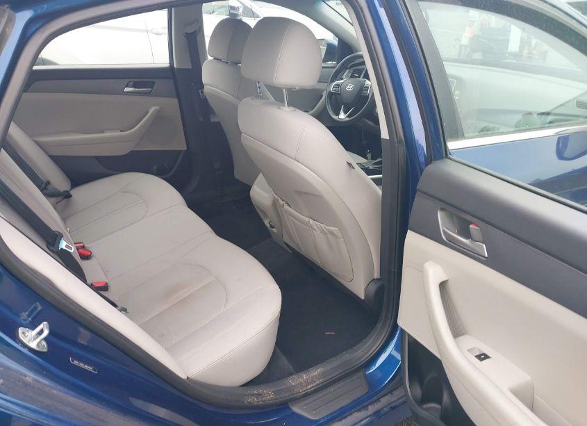Photo 8 of 2018 Hyundai Sonata SE (VIN 5NPE24AF2JH614627)