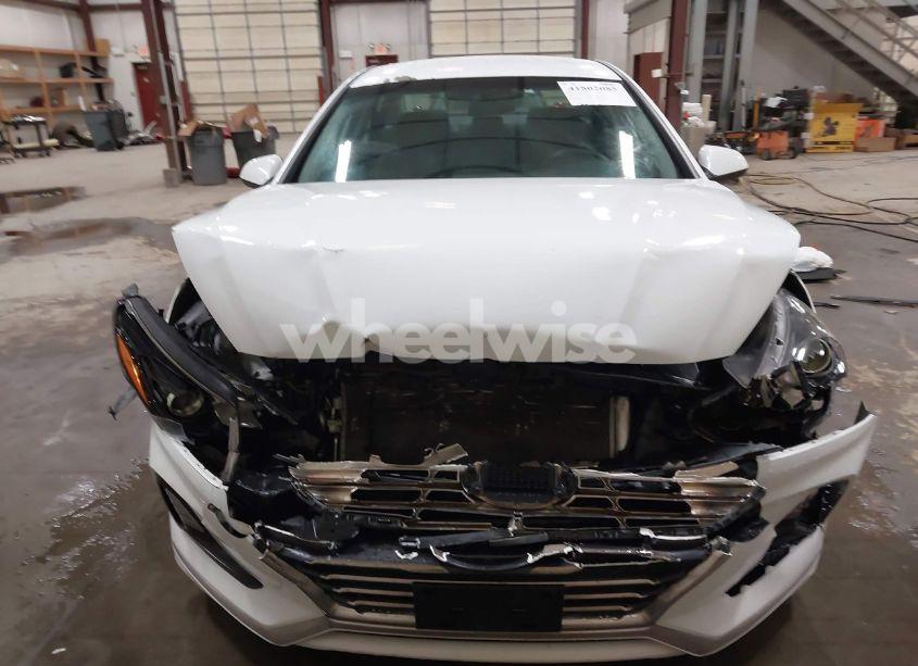 Photo 12 of 2018 Hyundai Sonata SE (VIN 5NPE24AF2JH622890)