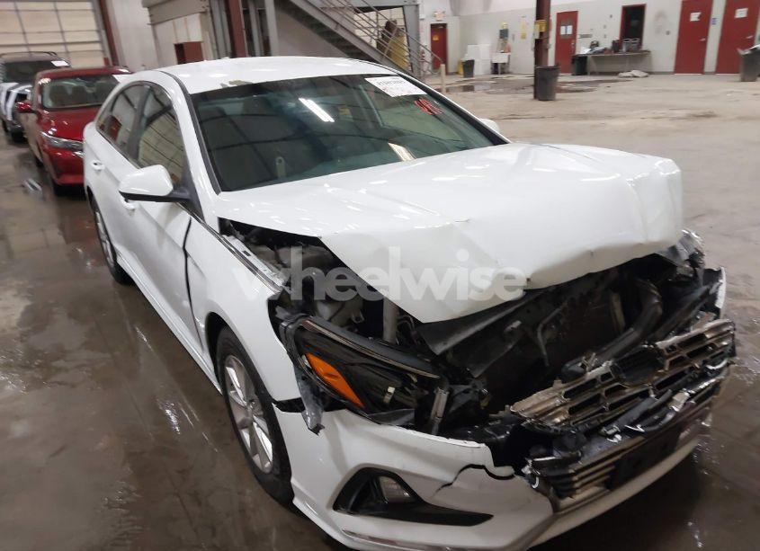 Photo 17 of 2018 Hyundai Sonata SE (VIN 5NPE24AF2JH622890)