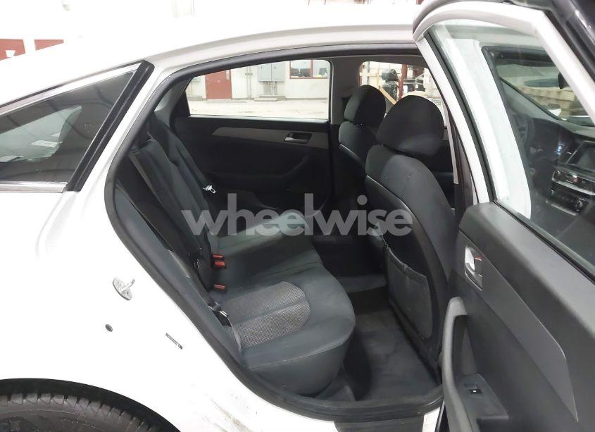 Photo 8 of 2018 Hyundai Sonata SE (VIN 5NPE24AF2JH622890)