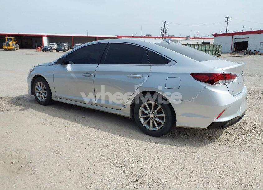 Photo 14 of 2018 Hyundai Sonata SE (VIN 5NPE24AF2JH624252)
