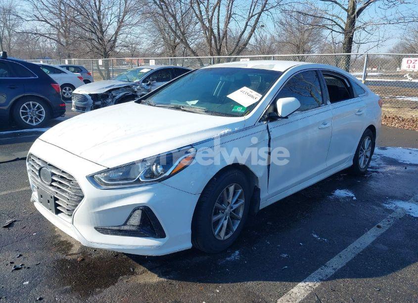 Photo 6 of 2018 Hyundai Sonata SE (VIN 5NPE24AF2JH684385)