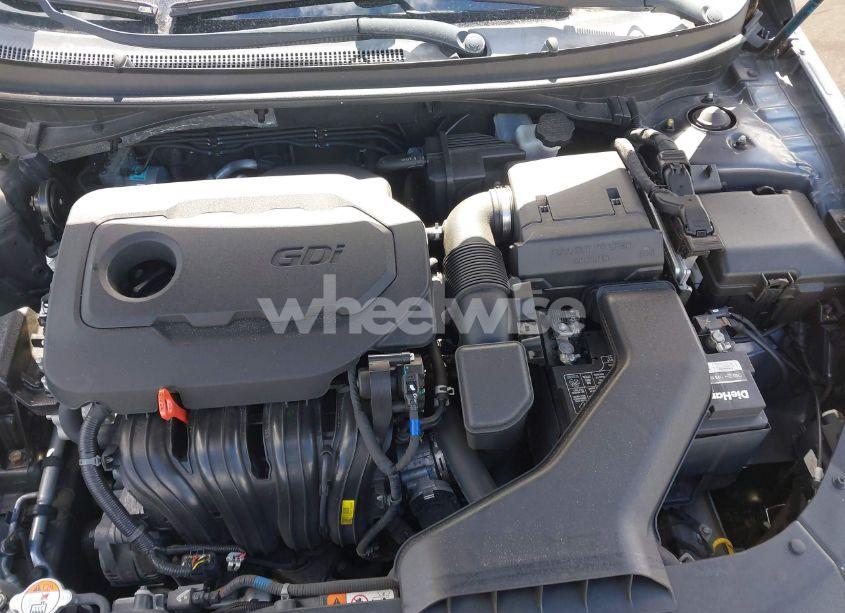 Photo 10 of 2018 Hyundai Sonata SE (VIN 5NPE24AF2JH716994)