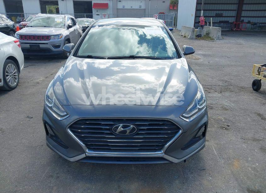 Photo 12 of 2018 Hyundai Sonata SE (VIN 5NPE24AF2JH716994)