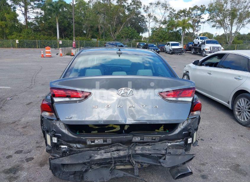 Photo 16 of 2018 Hyundai Sonata SE (VIN 5NPE24AF2JH716994)
