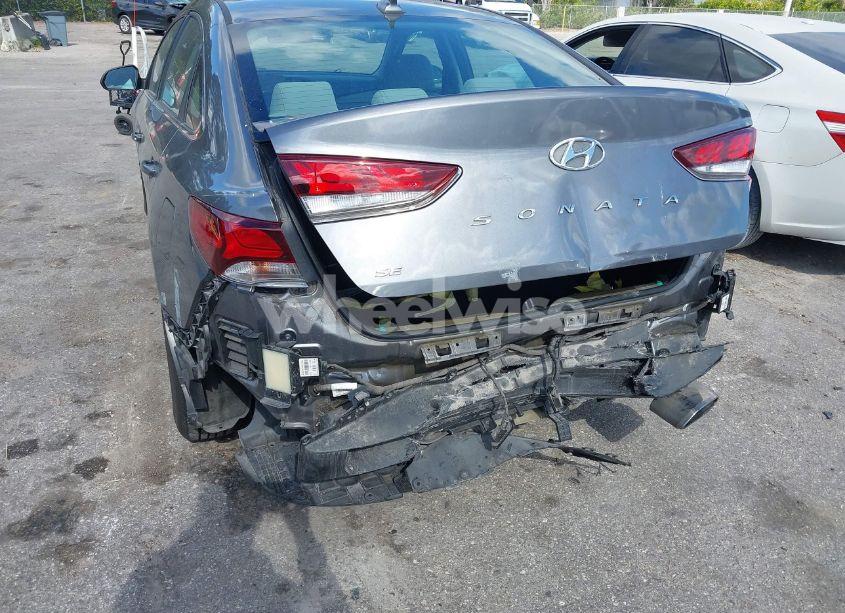 Photo 6 of 2018 Hyundai Sonata SE (VIN 5NPE24AF2JH716994)